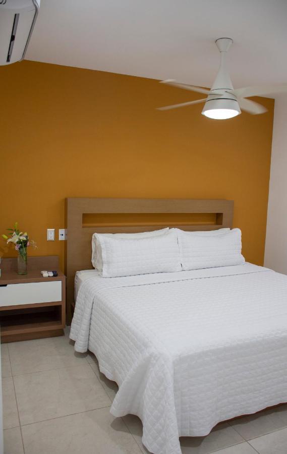 Hotel Tramonto Mazatlan Oda fotoğraf